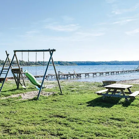 Two-bedroom In بيت للعطل Rønde